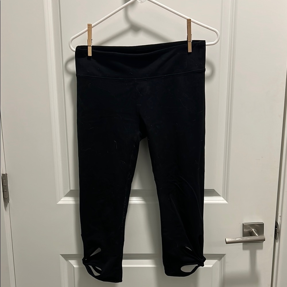 Fabletics Black Leggings Cropped Athletic Wear
